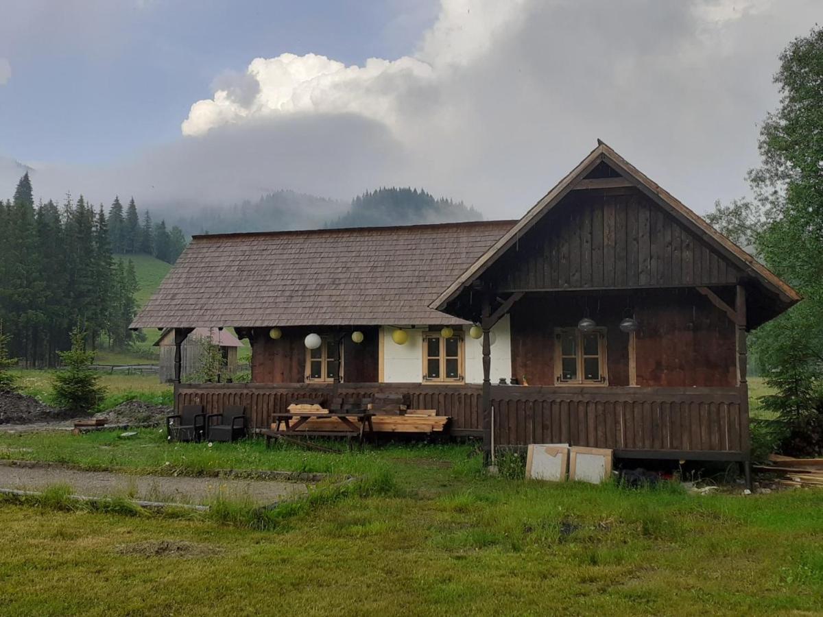 La Malu' Bistritei - Casutele Valea Stanii Hotel Kültér fotó