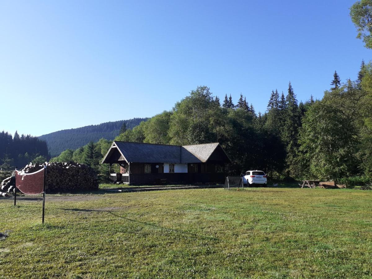 La Malu' Bistritei - Casutele Valea Stanii Hotel Kültér fotó